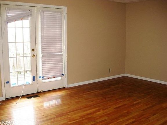 5th image of 42 E Waketa Dr