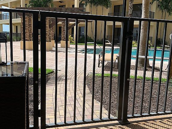 3rd image of 2351 Lakeview Dr Unit 116