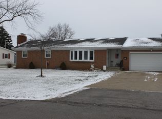 523 Glendale Ave, Deshler, OH 43516