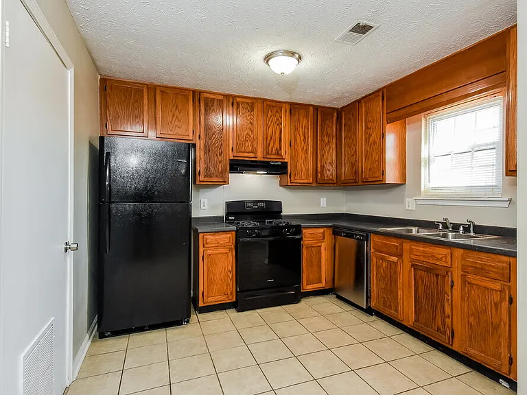 3571 Hopkins Ct — Photo 12