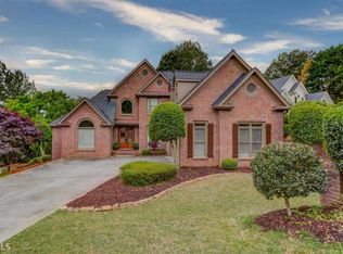 565 Tilbury Dr, Suwanee, GA 30024