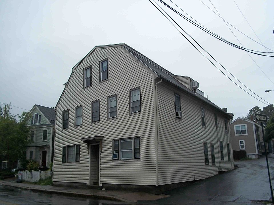 1st image of 165 Merrimac St #1