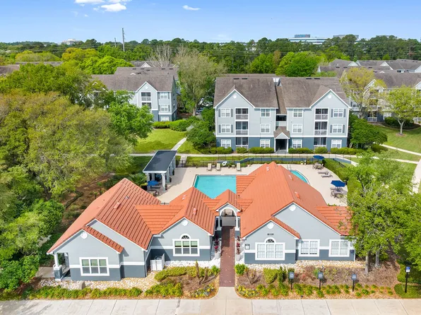 The Colony at Deerwood Apartments