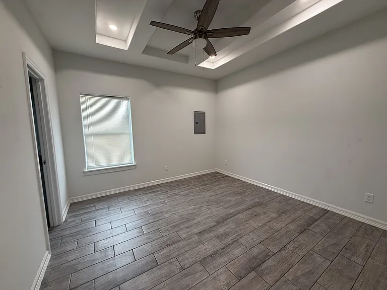 5908 Puffin Ave #1 — Photo 3