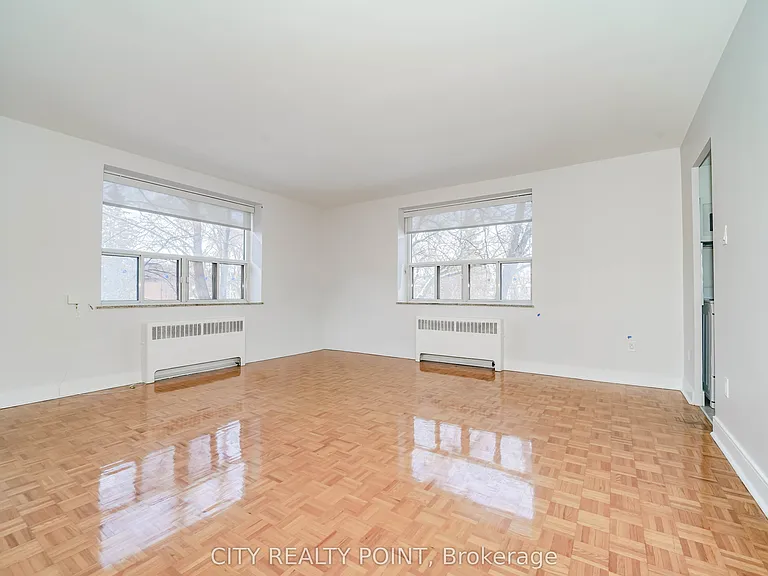 1291 Bayview Ave N #212 — Photo 8
