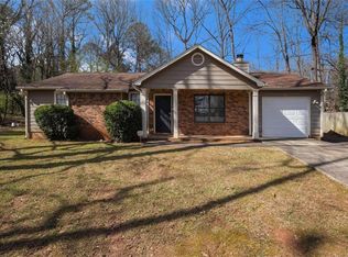 579 Oak Trace Ct, Jonesboro, GA 30238