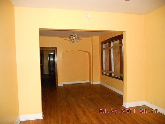 4th image of 6025 S Washtenaw Ave