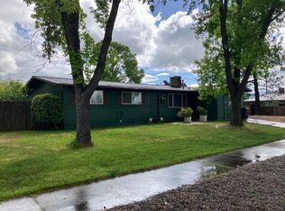 1812 Patrick St, Medford, OR 97504