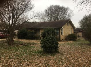 445 W Ross St, Batesville, AR 72501