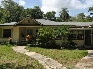 230 E F St, Frostproof, FL 33843