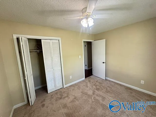 127 Colby Dr — Photo 24