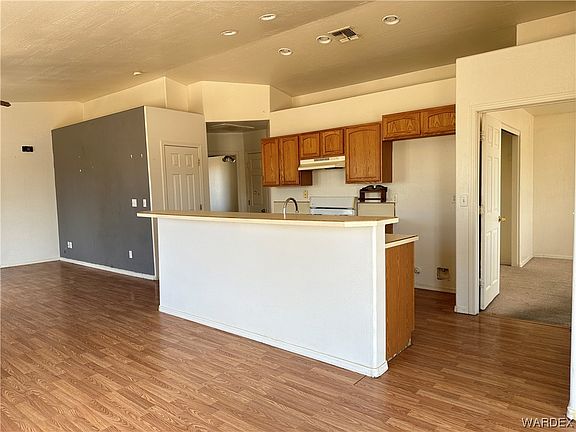 4th image of 9829 S Phoenix Drive