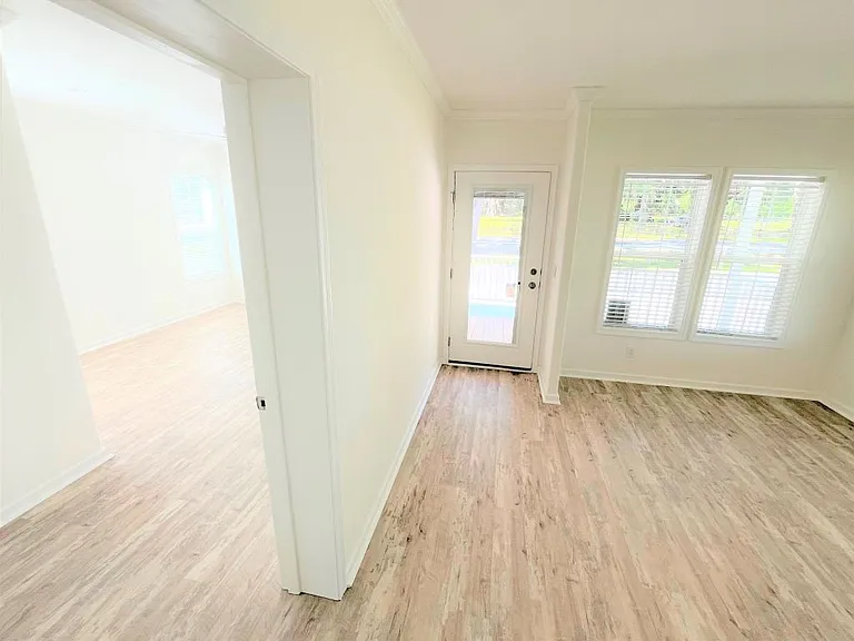 5610 Woodford St #5610E — Photo 2