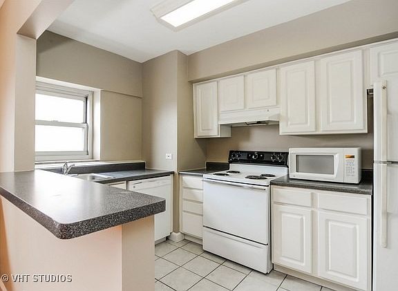 4th image of 4970 N Marine Dr APT 1522