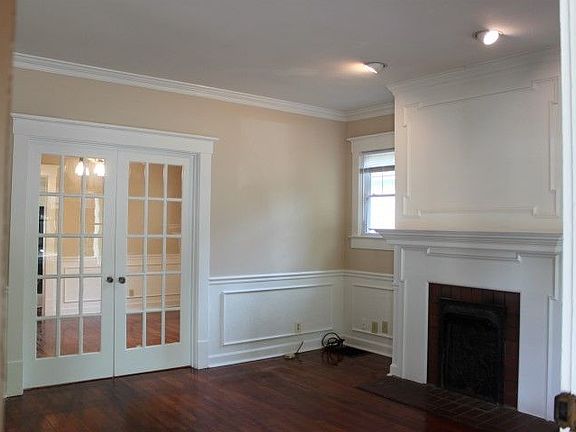 4th image of 818 E Burton St