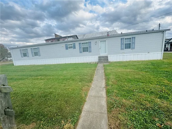 311 Broadway Ave, New Matamoras, OH 45767