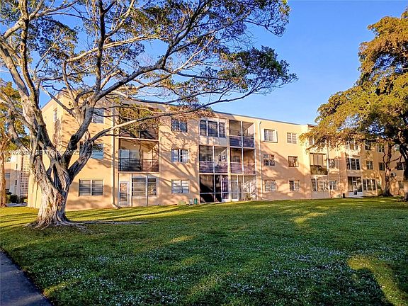 5th image of 151 Berkley Rd APT 308