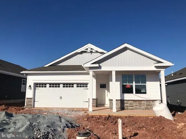 44 Quiet Creek Dr, Gettysburg, PA 17325