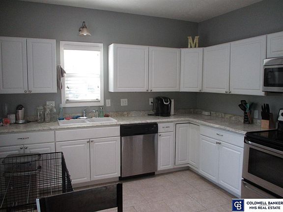 2nd image of 823 N 29th St