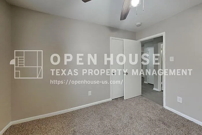 28811 Stapleford St — Photo 16
