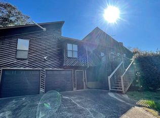 1633 Shadowbrook Dr, Acworth, GA 30102