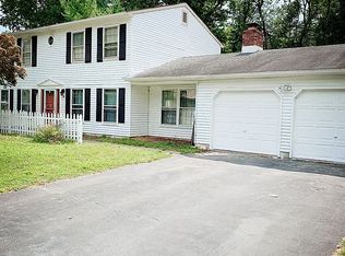 86 Parker Rd S, Plainsboro, NJ 08536