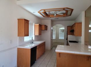 4021 W Fender Ave, Fresno, CA