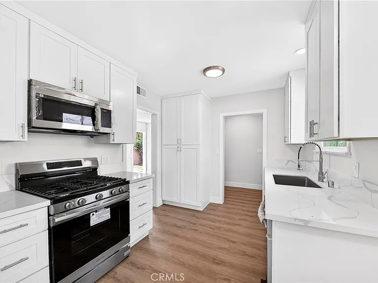 639 N Nora Ave — Photo 18