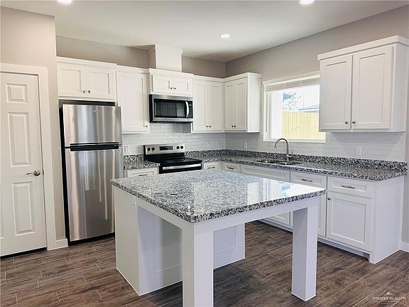 4th image of 2400 E San Andrea St #3