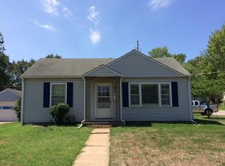 701 SW Vesper Ave, Topeka, KS 66606