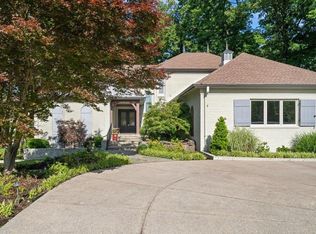 1045 W Timberlake Dr, Cordova, TN 38018