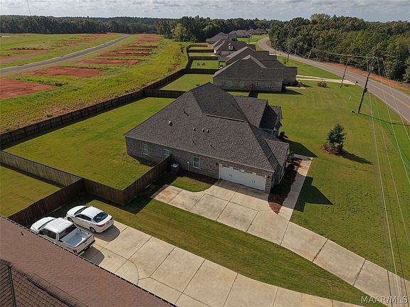 2nd image of 903 Dozier Rd