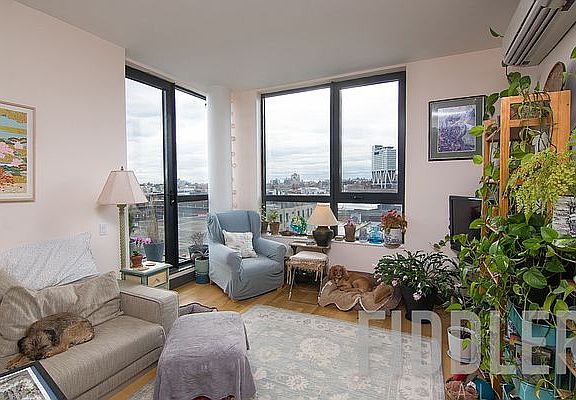 5th image of 26 West St #3R