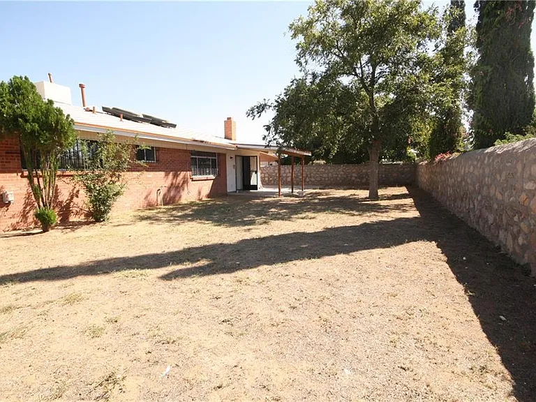 10804 Gloster Ct — Photo 20
