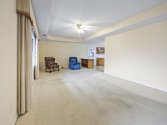 4th image of 188 Trotters Cir