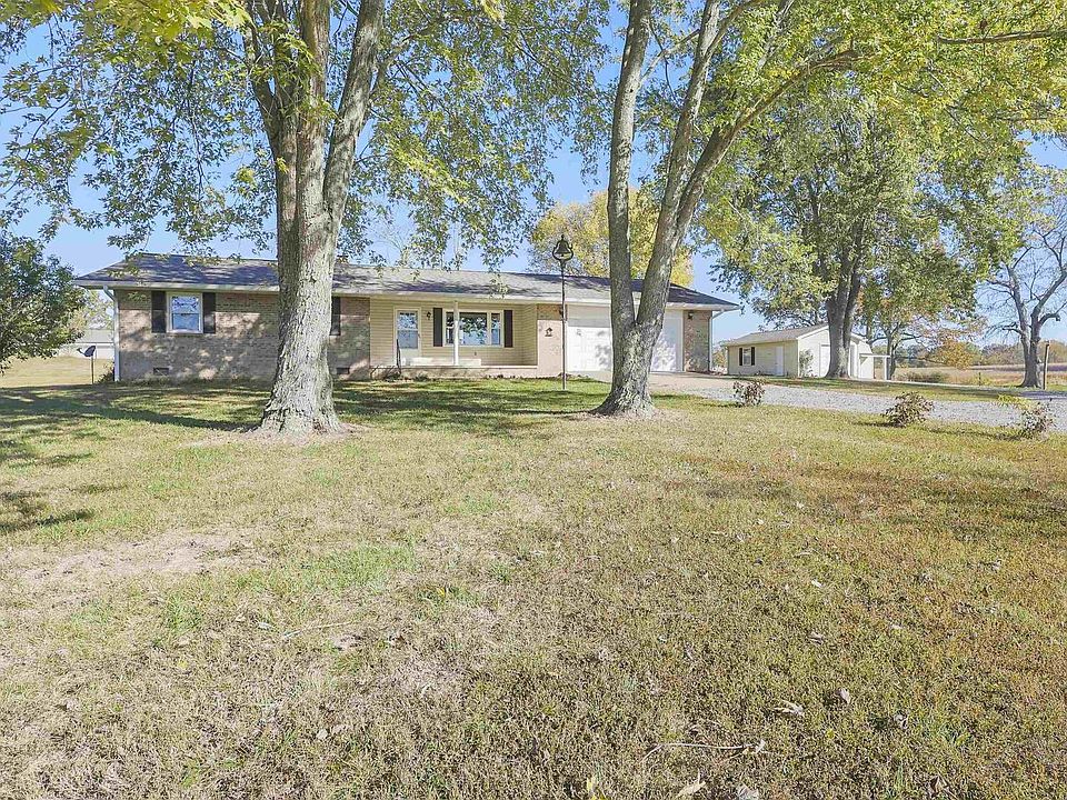 1st image of 215 Cypress Valley Ln