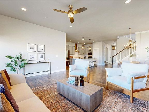 5th image of 5643 W 96th Avenue