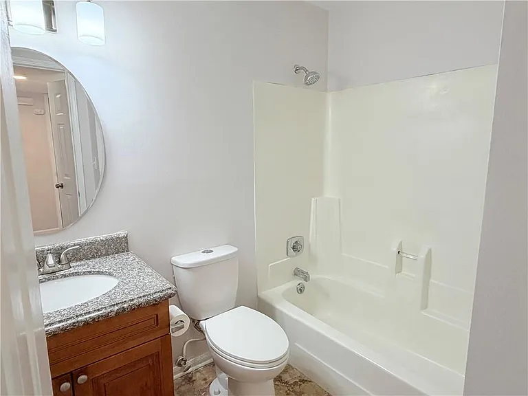 1166 Booth Rd SW #908 — Photo 14
