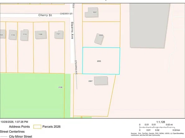 2005 Stearns Ave, Kalamazoo, MI 49008
