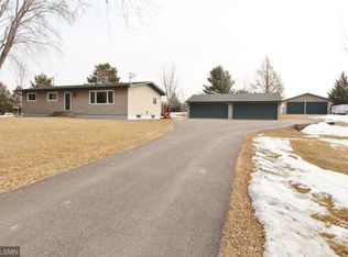 29171 Vale St NW, Isanti, MN 55040