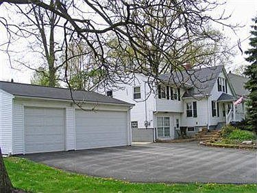 1st image of 70 Lowrie Blvd
