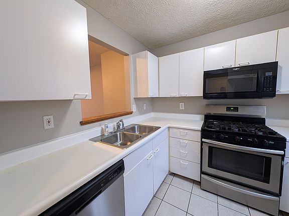2nd image of 201 Macenroe Dr #66C