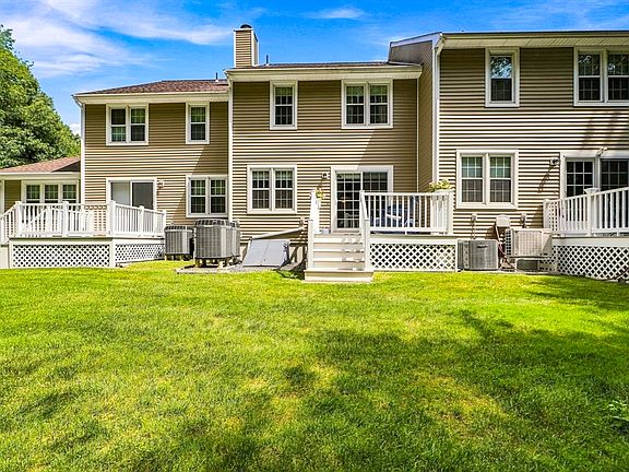 3rd image of 61 Godfrey Ln