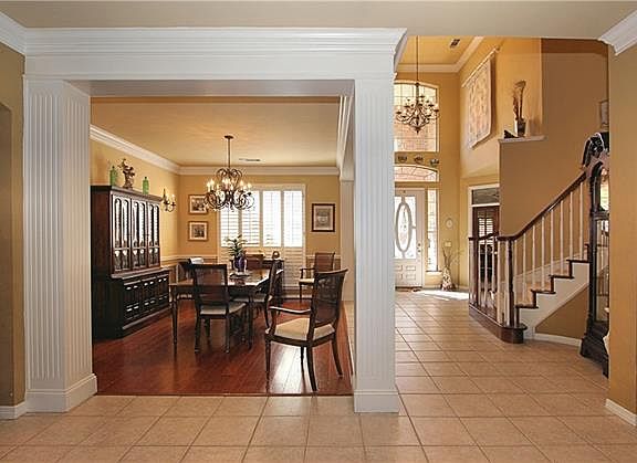 3rd image of 4408 Auburn Dr