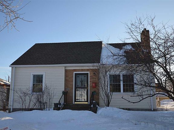 3rd image of 5424 Glenwood St