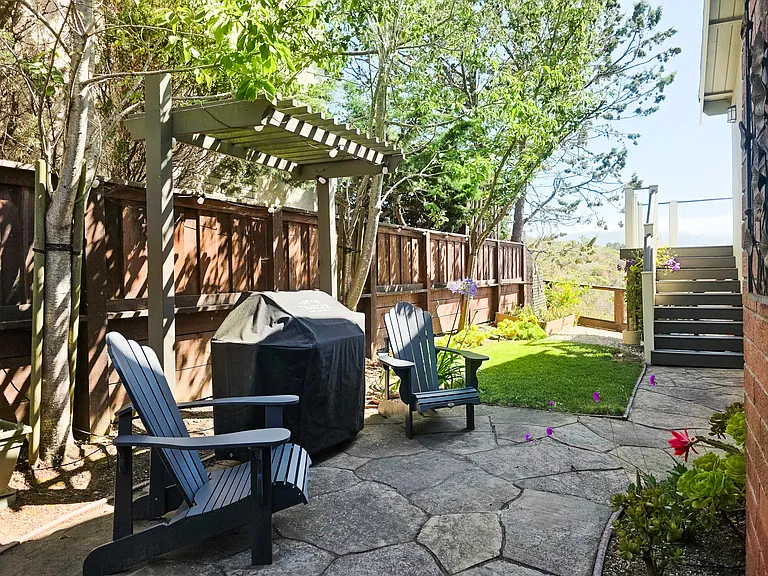 Side yard