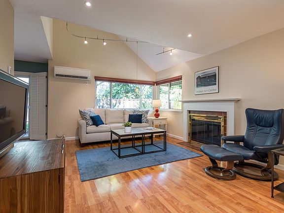 2nd image of 670 San Antonio Rd APT 14