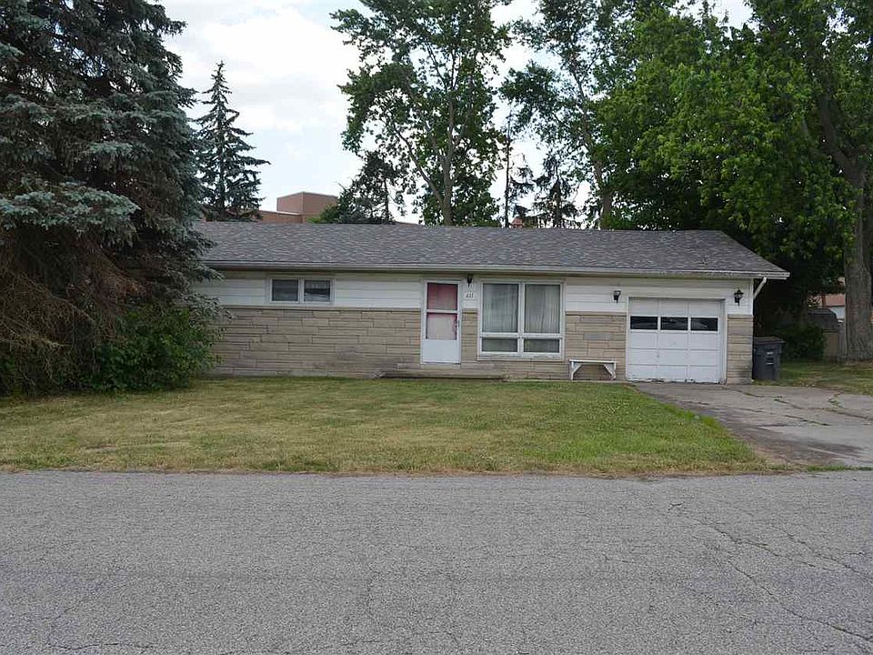 1st image of 611 Reynolds Dr