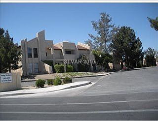 2nd image of 3959 S Torrey Pines Dr