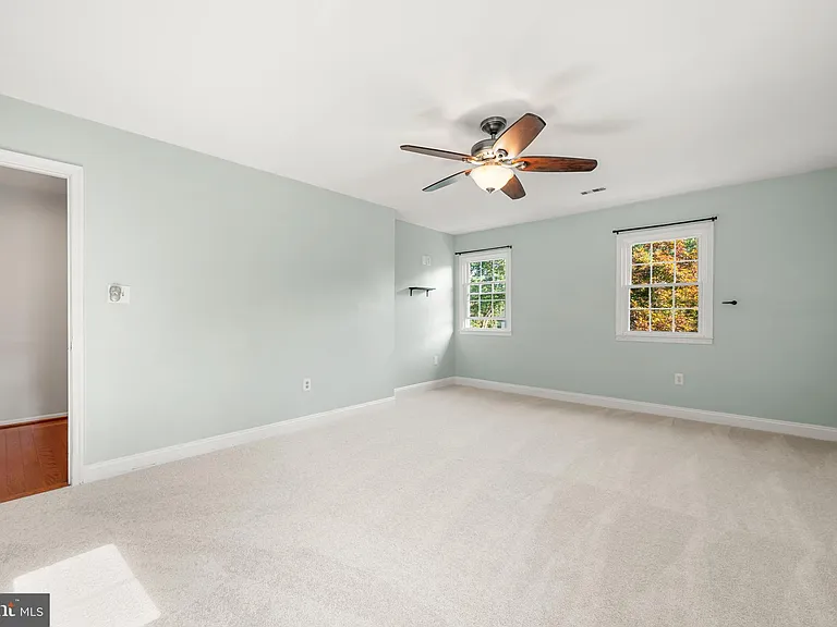 13204 Nickleson Dr — Photo 15